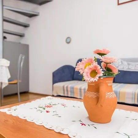 In Silo/insel Krk 13498 Apartament *