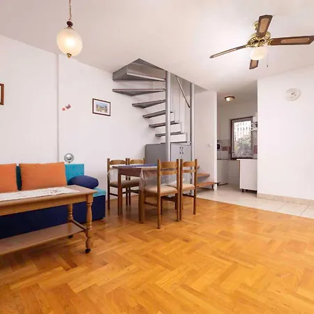 Apartment In Silo - Insel Krk 13498 Apartment Silo (Krk)